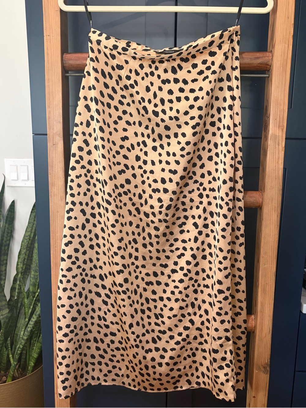 Forever 21 Cheetah Print Midi Skirt
